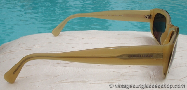 Vintage Giorgio Armani Sunglasses For Men and Women display picture 1