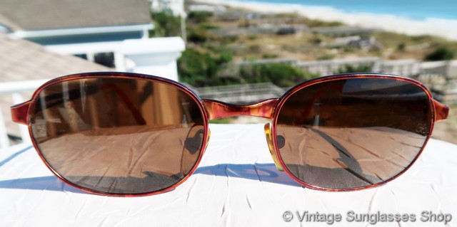 Giorgio Armani 636 727 Red Tortoise Shell Sunglasses display picture 1