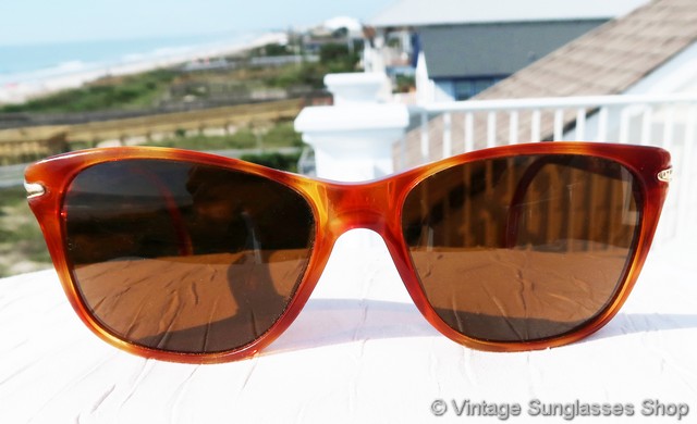 Giorgio Armani 810 062 Sunglasses