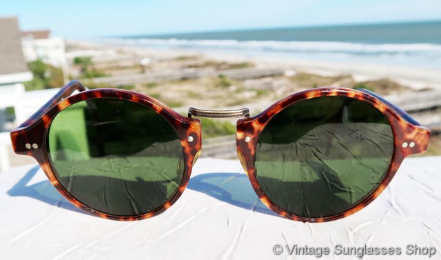 Giorgio Armani 820 107 Round Tortoise Shell Sunglasses display picture 1