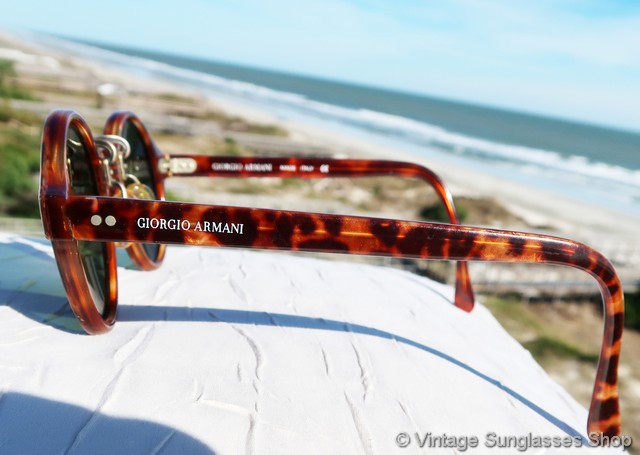 Giorgio Armani 820 107 Round Tortoise Shell Sunglasses display picture 2