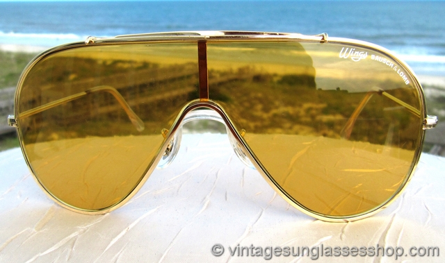 B&L Bausch & Lomb Ray-Ban Wings Ambermatic Sunglasses