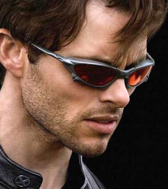 tom cruise oakley sunglasses