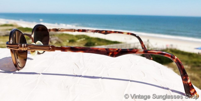 Maui Jim MJ-143 01 Tiny Bubbles Sunglasses display picture 2