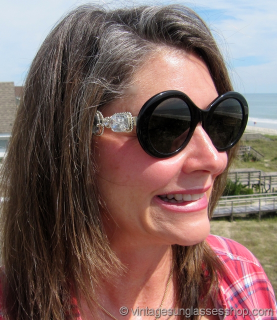 Persol M253 Moschino Sunglasses display picture 3