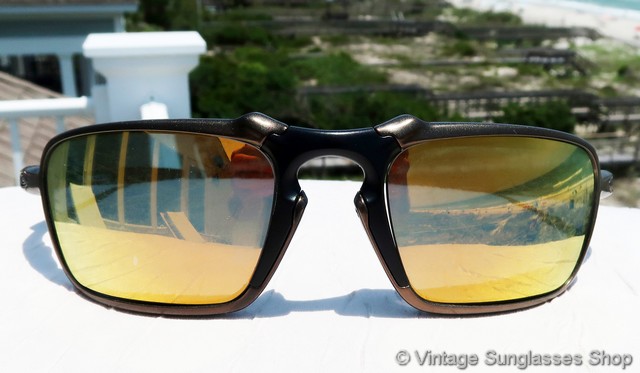 Sapphire Iridium Polarized Oakley Badman Titanium Oakley Badman