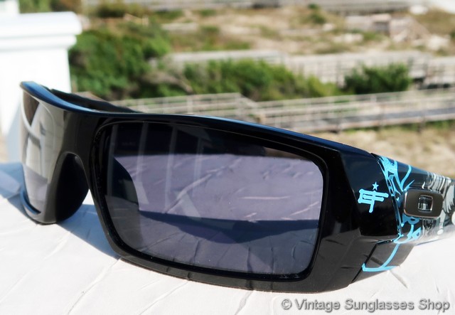 Oakley 12-748 Gascan David Flores Sunglasses display picture 2