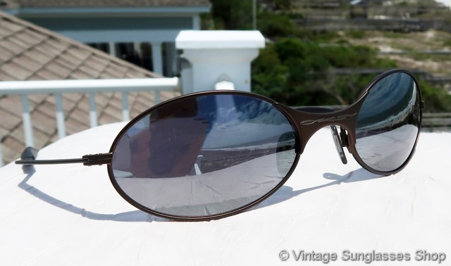 chrome oakley sunglasses