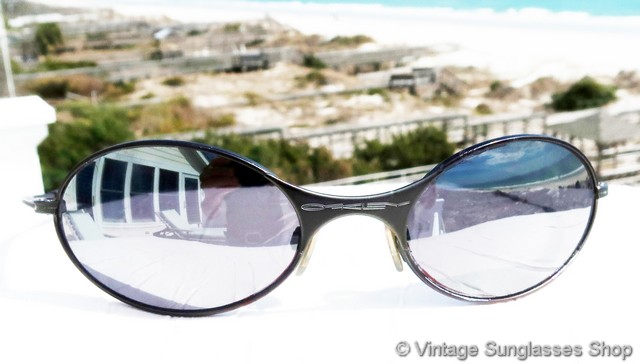 oakley e wire dark gray chrome 