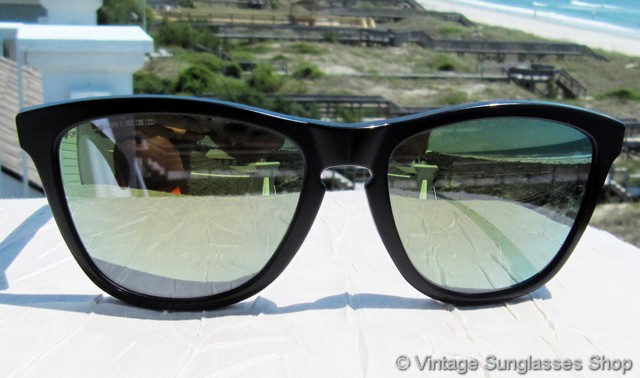 oakley emerald iridium polarized