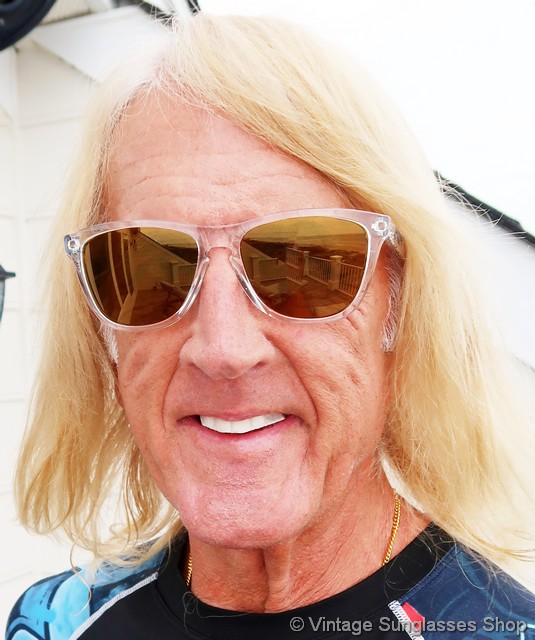 Oakley Frogskins Review: Why I Love These Sunglasses | Fizzness Shizzness  2023