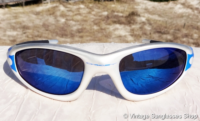 Oakley 04-261 Straight Jacket Blue Flames Ice Iridium Sunglasses 