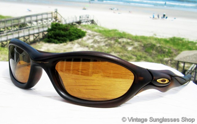 oakley straight jacket rootbeer