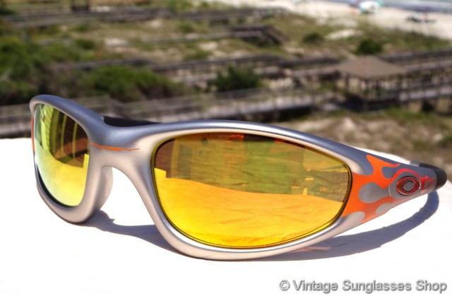 oakley straight jacket silver  