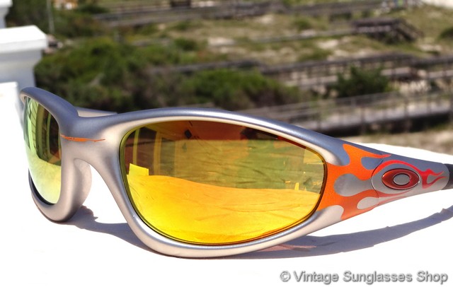 oakley straight jacket 1999