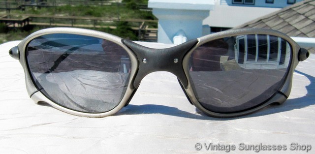 Oakley TiO2 Black Iridium Sunglasses