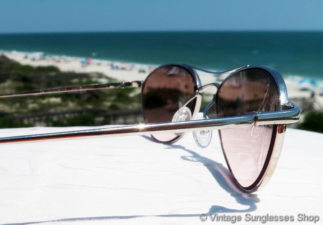 OLIVER PEOPLES~ Matt 60 Aviator Sunglasses, Silver/Honey Gradient Oliver Peoples Clifton OV1150S 5036/3F Photochromic  main image 4