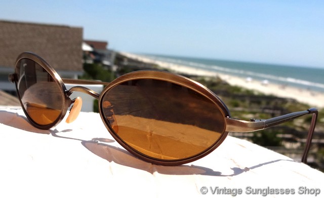 Vintage Oliver Peoples Sunglasses display picture 1