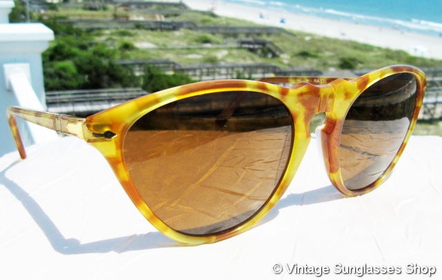 Persol 201 Yellow Tortoise Shell Sunglasses display picture 1