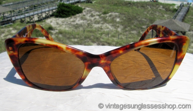 Persol PP504 Sunglasses display picture 2