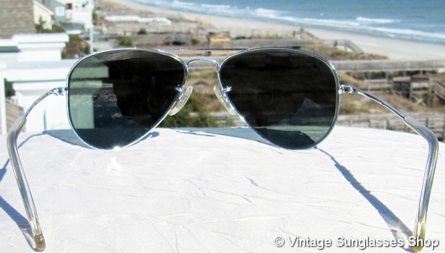 Ray-Ban 52mm Silver Aviator Sunglasses display picture 3