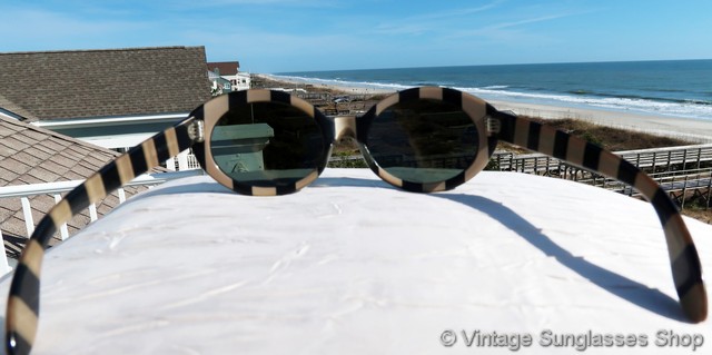 Ray-Ban Bewitching Checkerboard Sunglasses display picture 2