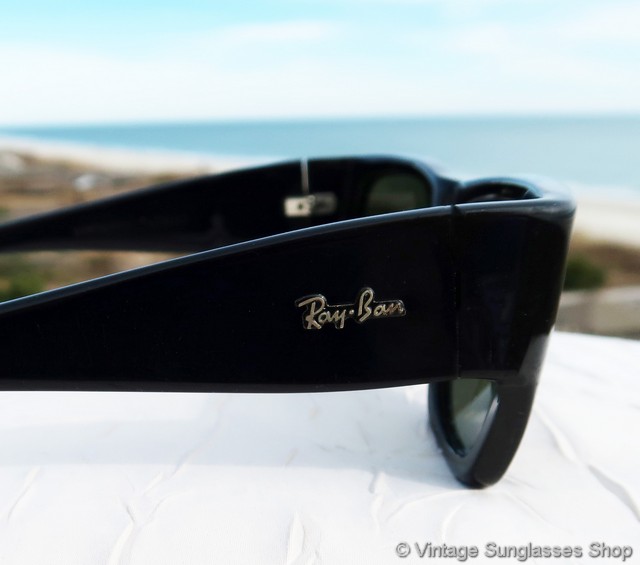 Ray-Ban W0946 Black Wayfarer Nomad Sunglasses display picture 2