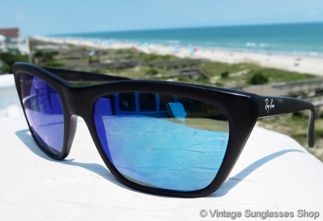 blue mirrored ray bans