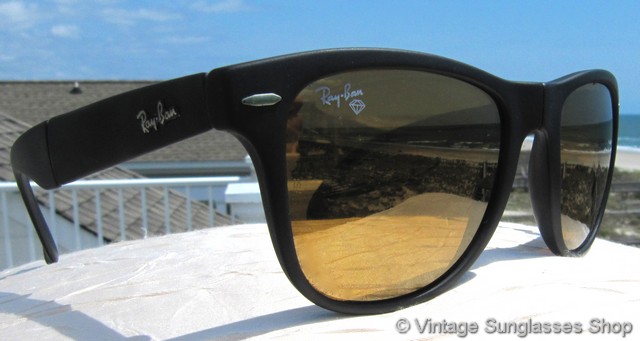 Ray-Ban W1515 Folding Wayfarer II Diamond Hard Sunglasses