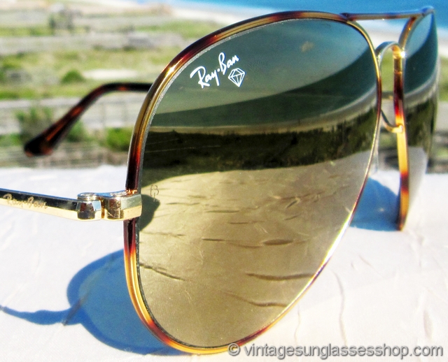 Vintage Ray-Ban Sunglasses For Men and Women - Page 38