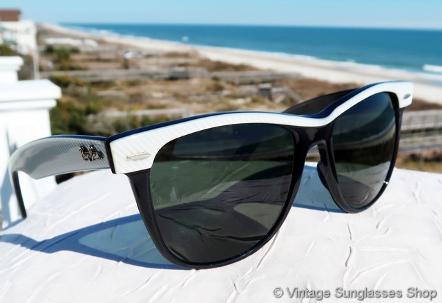 White and black ray bans hot sale