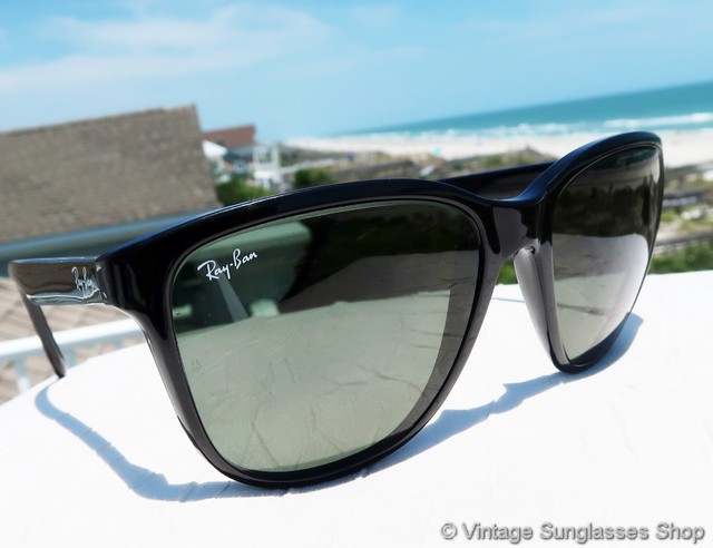 Ray-Ban B&L L1717 Cats 2000 Sunglasses w/ Case Vintage Ray-Ban CATS Bausch & Lomb Frame France Nylon  main image 3