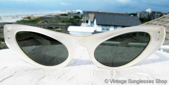 Ray-Ban Marcellina Sunglasses display picture 2