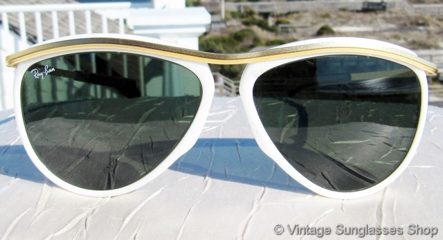 Ray-Ban Olympian I White Sunglasses display picture 2