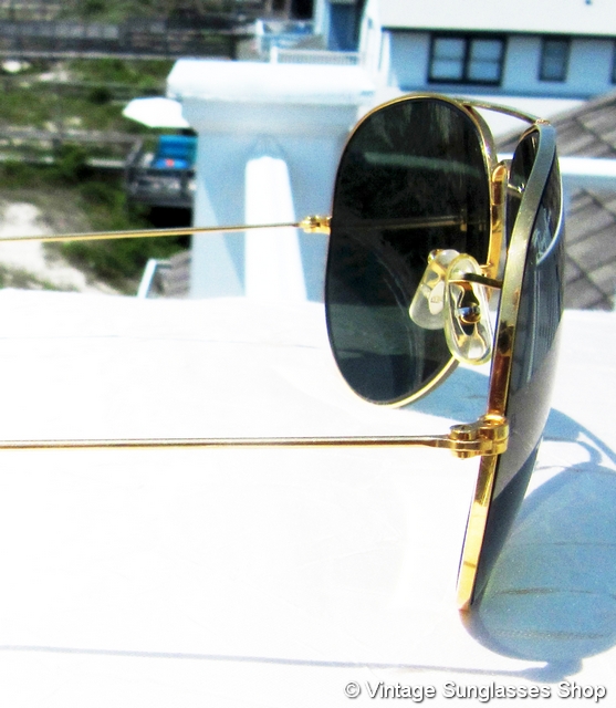 Ray-Ban 62mm and 64mm Gold G-15 Aviator Sunglasses display picture 1