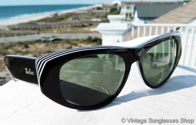 Ray-Ban W0588 Dekko Street Neat Sunglasses