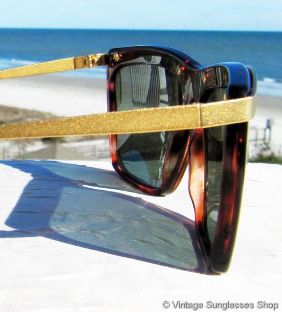 Ray-Ban W0741 Wayfarer Olympian III Sunglasses display picture 1