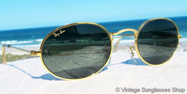 Ray-Ban W0976 Classic Collection Style 