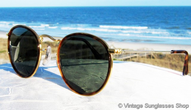 Vintage Ray Ban W1675 Classic Metals Sunglasses Tortoise Shell 1996 VINTAGE Ray-Ban W1675 XQAW Metal sunglasses,... | Depop main image 3