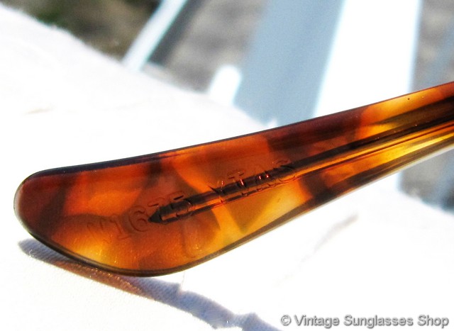 Ray-Ban W1675 Classic Metals Sunglasses display picture 3