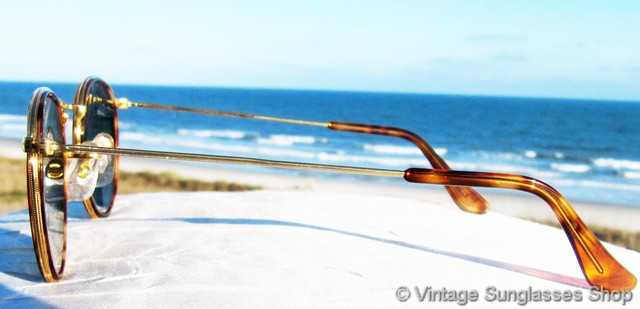 Ray-Ban W1675 Classic Metals Sunglasses