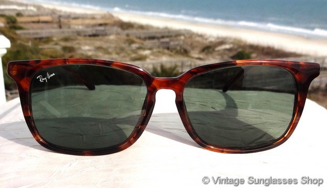 Ray-Ban W1944 Traditionals Sunglasses