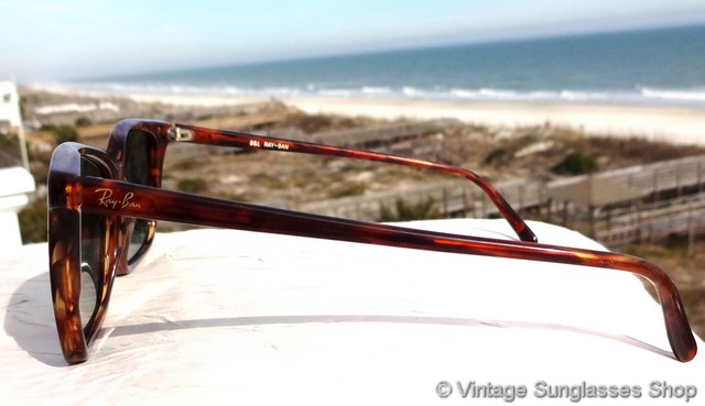 Ray-Ban W1944 Traditionals Sunglasses display picture 2