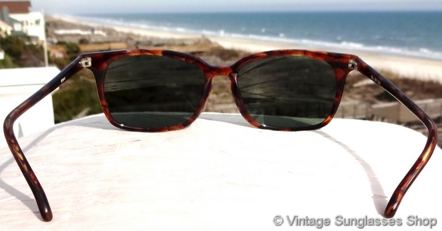 Ray-Ban W1944 Traditionals Sunglasses display picture 1