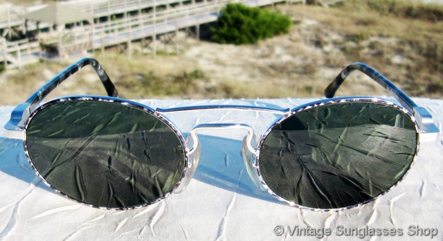 Ray-Ban W2009 Chaos Oval Sunglasses