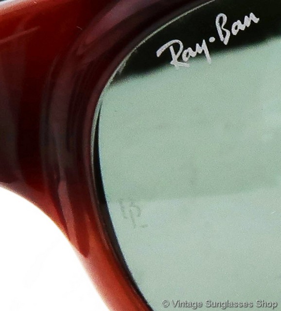 Ray-Ban W2755 Outsiders Round Sunglasses display picture 1