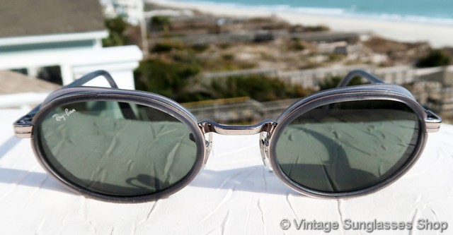 Ray-Ban W2813 Sidestreet Crosswalk Sunglasses