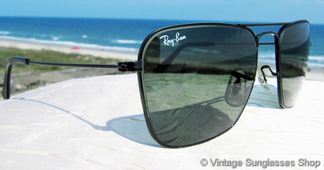 ray ban caravan black frame