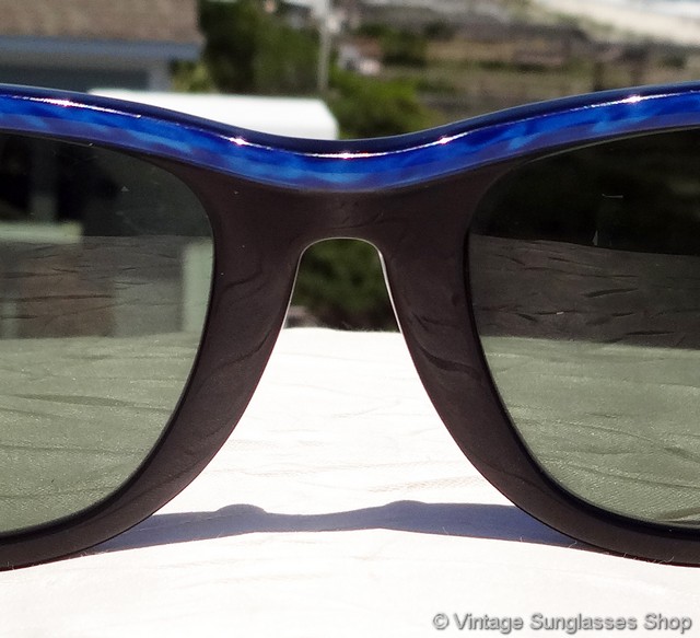 Ray-Ban 80’s Vintage WayfarerSunglasses with Electric blue trim Ray-Ban L1723 Wayfarer Street Neat Electric Blue  main image 3