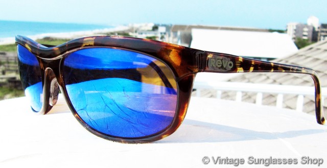 Revo 1001 008 Small Wrap Blue Mirror Sunglasses display picture 2